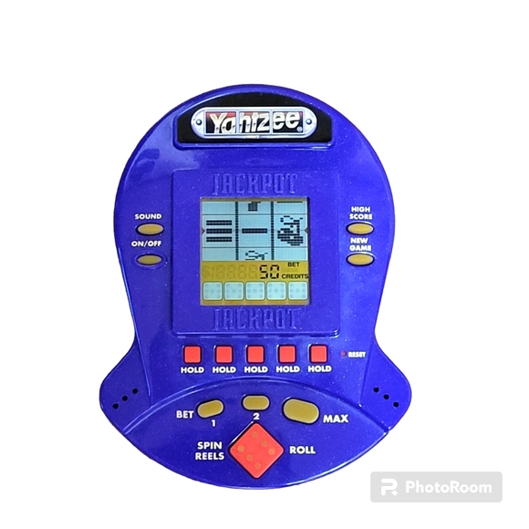 Hasbro YAHTZEE JACKPOT SLOTS Electronic Handheld Casino Slot Game 1999 Vintage - Picture 1 of 4